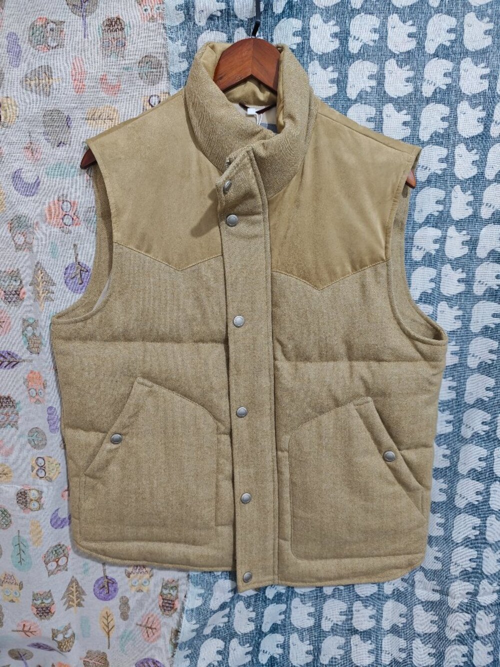 Brunello Cucinelli Tan Herringbone Wool Down Vest Men’s Size L